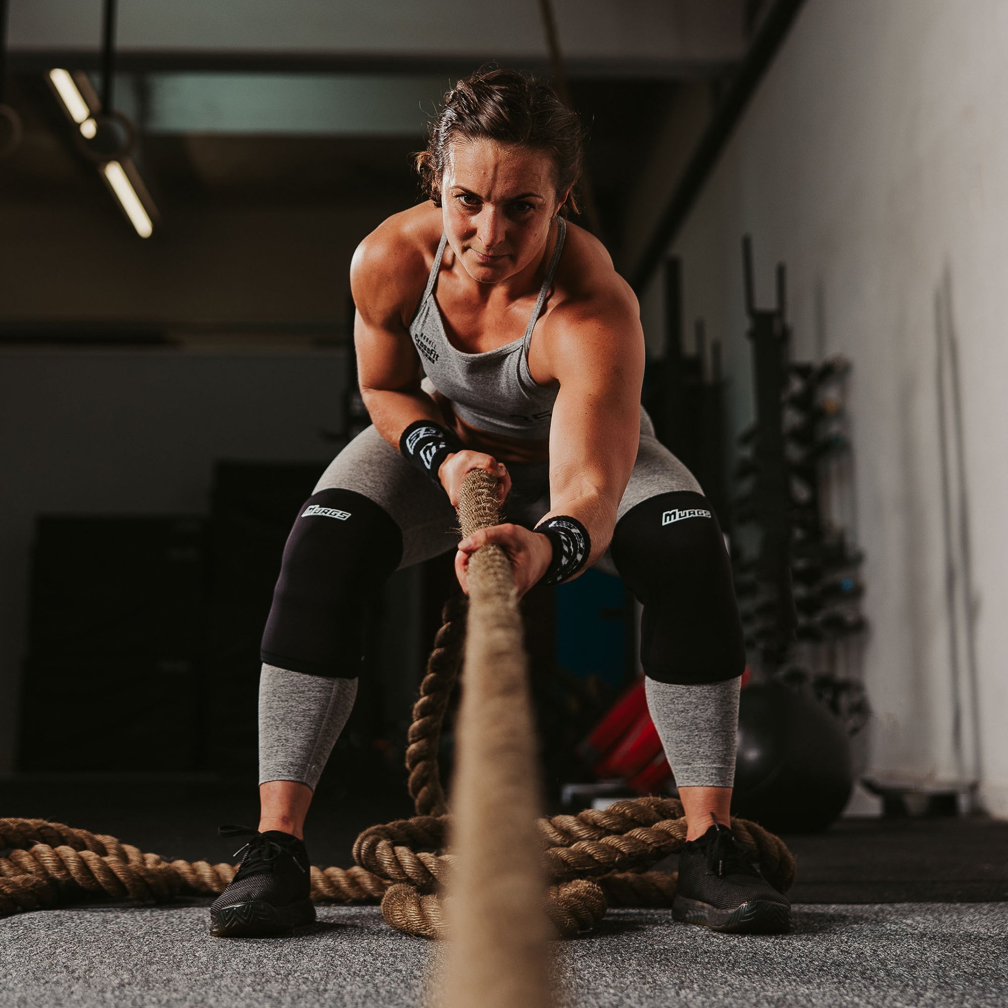 V2 7mm Knee Sleeves - Black (Pair) - Image 4